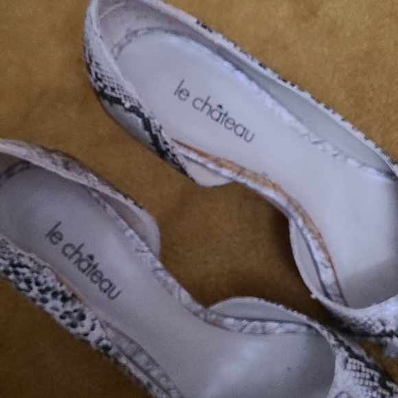 Le Chateau vegan friendly snake skin heels - Picture 4 of 4